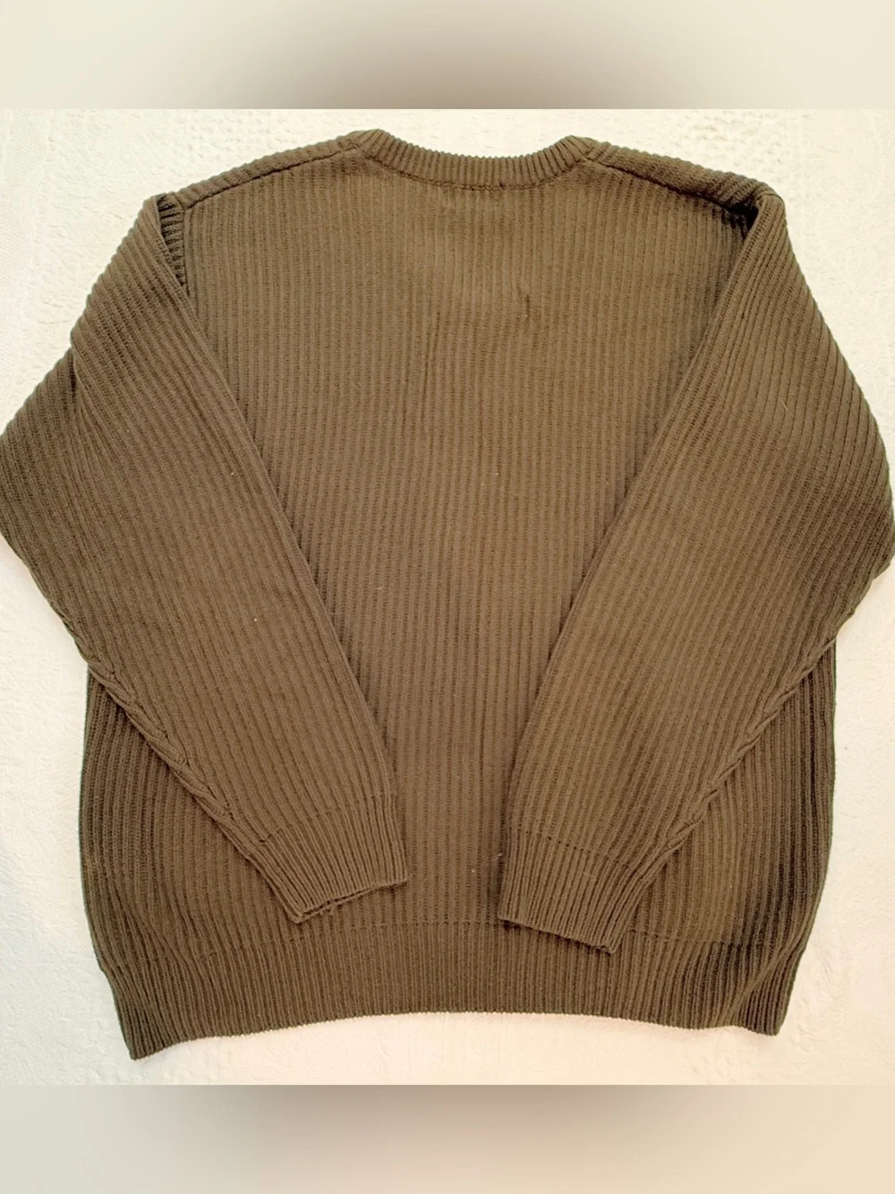 L.L.Bean Men’s Large V Neck Sweater Olive Green Ribbed Knit Classic Pullover